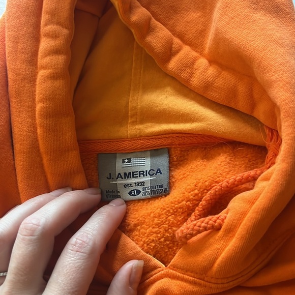 UNIVERSITY OF ILLINOIS CHIEF HOODIE - Picture 3 of 3